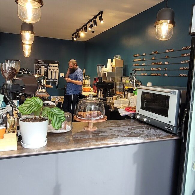 Caf&eacute; Navire - Restaurants Halal, Cachers &agrave; Montr&eacute;al