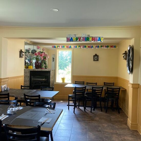 Mirabel Pizzeria - Restaurants in Mirabel