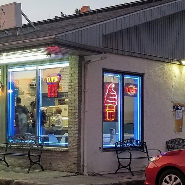 Cremerie Mille & Un Delices - Restaurants pr&egrave;s de: J7C2M9