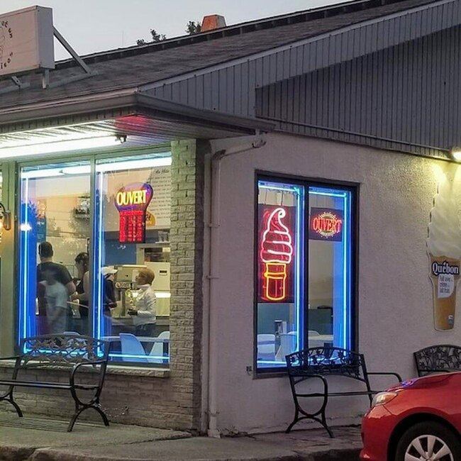 Cremerie Mille & Un Delices - Blainville Open Monday Restaurants