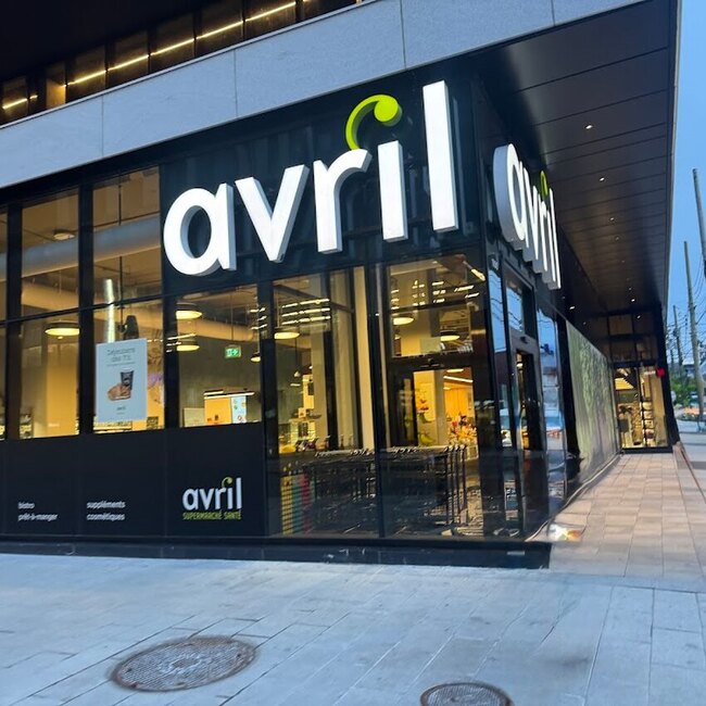 Avril Supermarché Santé Montreal Restaurant: Menu, Reviews & Reserve (2026)