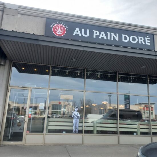 Boulangerie Au Pain Dor&eacute; - Restaurants pr&egrave;s de: H7T1C8