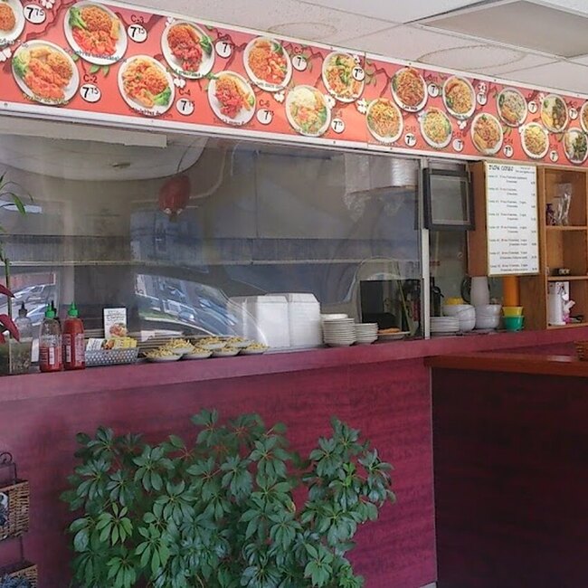 Restaurant Nouilles Orientales -  Restaurants Near: J4J1X2