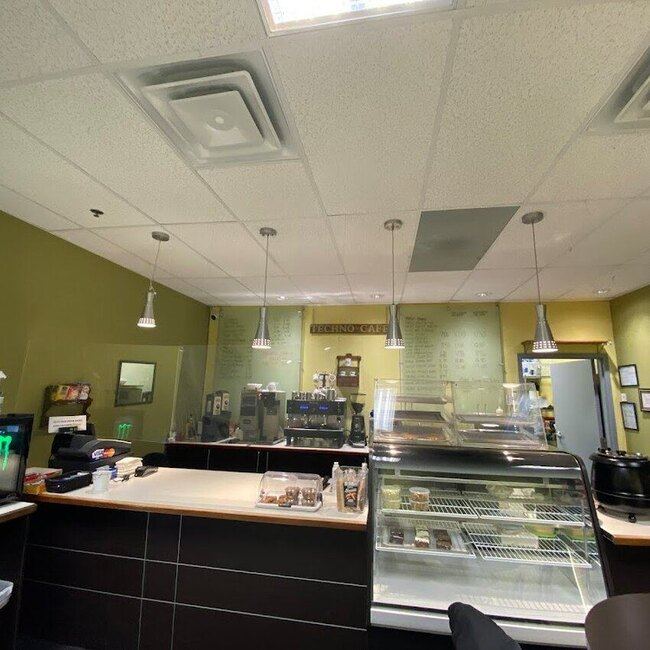 Techno Caf&eacute; - Chomedey Delivery Open Morning Restaurants