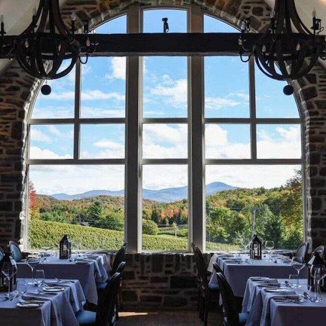 Restaurant &Ocirc;ma par Hakim Chajar - Restaurants Ouverts dimanche Brome-Missisquoi