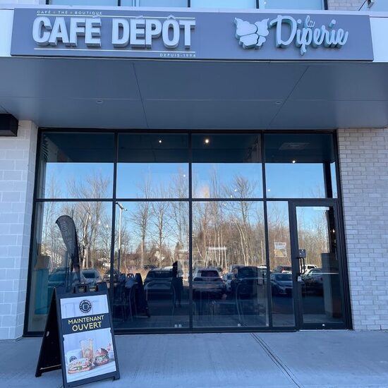 Café Dépôt - Restaurants in Montreal