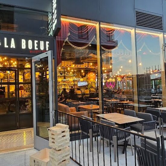 La Belle & La Boeuf - Burger Bar - Poutine, Tea, Breakfast Restaurants in Laval
