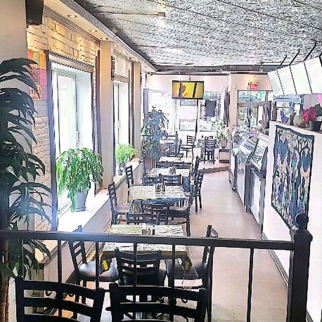 Grillade Finty-Laliya - Restaurants pr&egrave;s de: J2S3J3