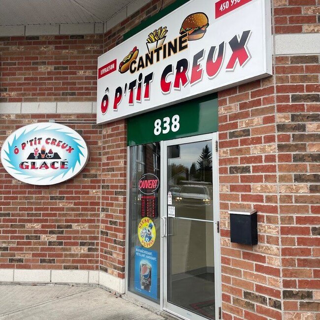 Cantine &Ocirc; P'tit Creux - Dumplings, Poutine Restaurants Near: J2G4E8