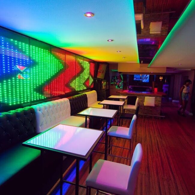 042 AFRO LOUNGE Restaurant Montreal, QC