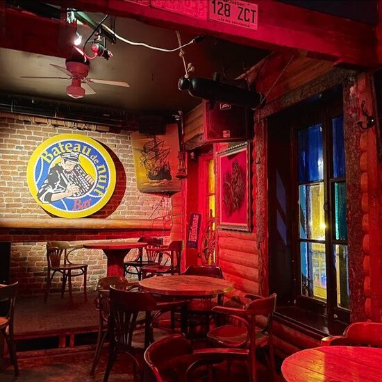 Bateau de nuit - Restaurants in Upper Town (Saint-Jean-Baptiste)