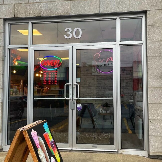 Sensass Nutrition - Restaurants Caf&eacute;s, Bar &agrave; jus et Smoothies, Sant&eacute; Ouverts lundi Montr&eacute;al