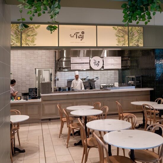 Le Taj - Indian Restaurants in Montreal