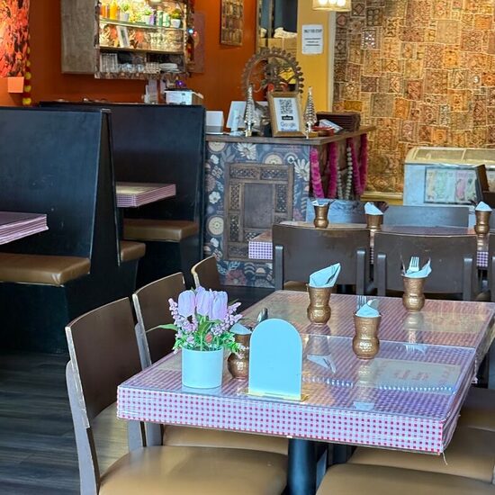 Sardar Ji Cuisine Indienne - Restaurants in Montreal