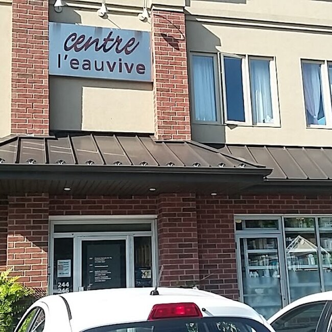 Les Aliments Naturels L'Eau Vive Restaurant