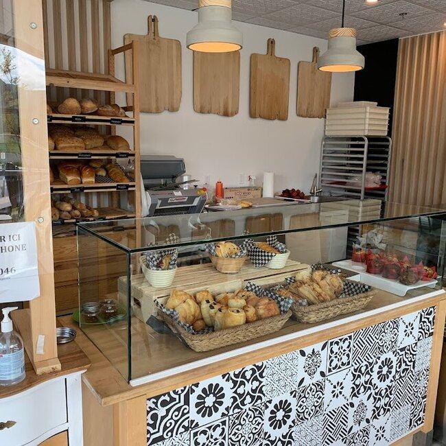 La Femme et le Boulanger - Beloeil Pastries