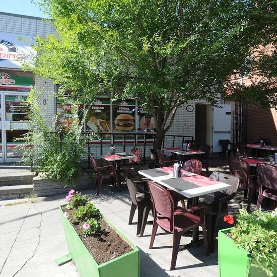 Pizzeria Chez Dino - Restaurants in Montreal