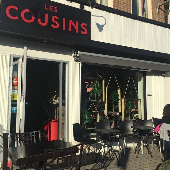 Caf&eacute; Les Cousins - Restaurants Charcuterie de Qu&eacute;bec