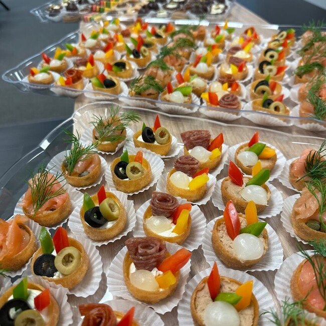 P&acirc;tisserie Marian -  Restaurants Near: H9H4M7