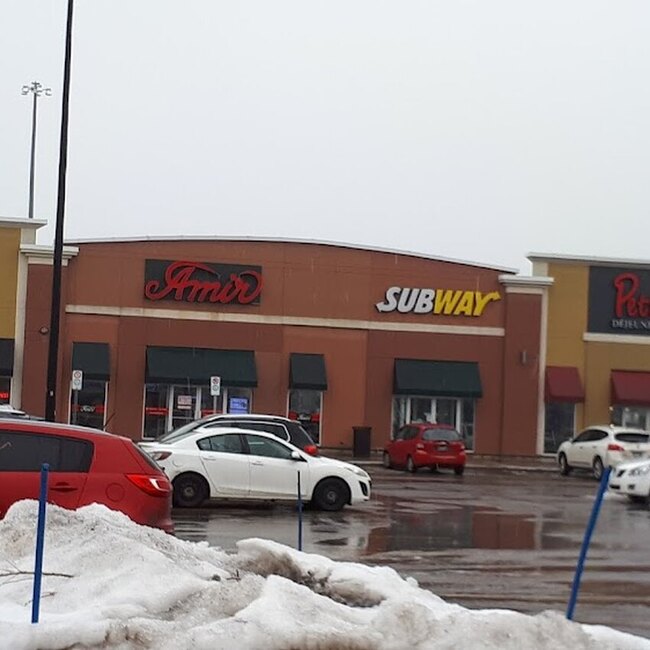 Amir - Saint-J&eacute;r&ocirc;me Middle Eastern Restaurants