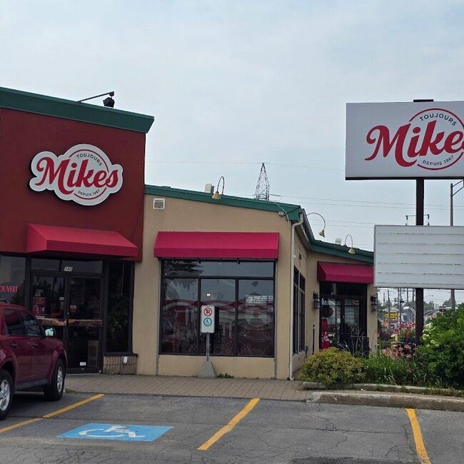 Toujours Mikes - Poutine, Caf&eacute;s, Tea Restaurants Near: H2B2A1