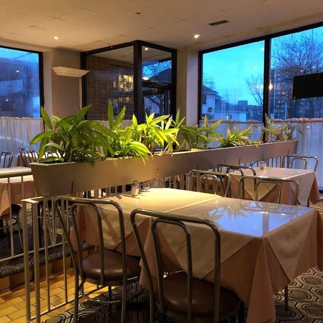 Velos Pizzeria Brochetterie Restaurant