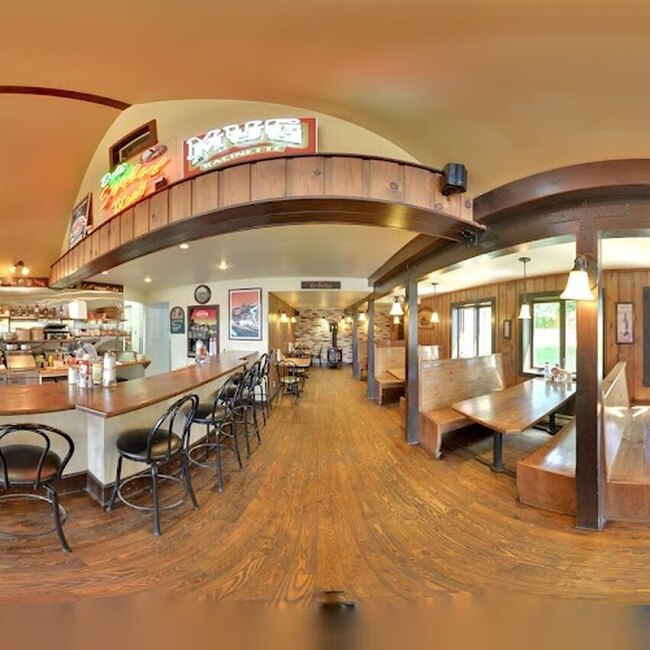 Restaurant La Chaumi&egrave;re - Restaurants Canadiens Ouverts lundi Montr&eacute;al