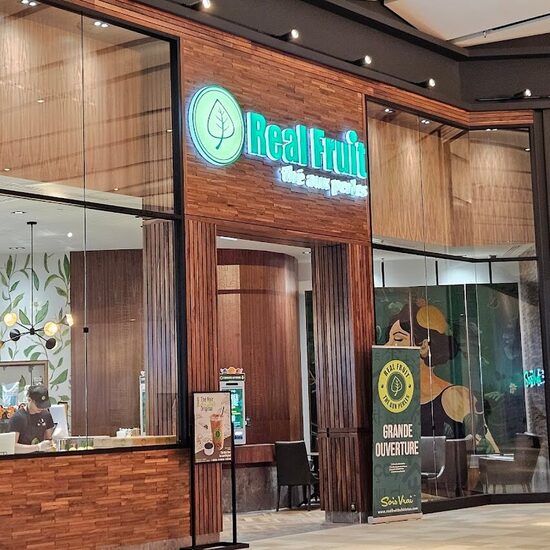 Real Fruit Bubble Tea - Restaurants in Royalmount