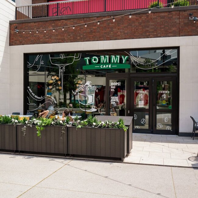 Tommy Caf&eacute; -  Restaurants Near: H4L5C8