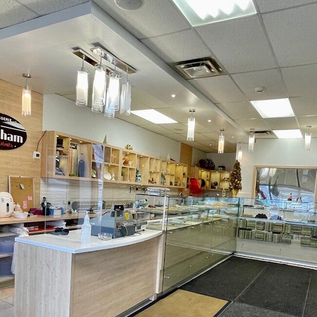 Patisserie Al Sham - Middle Eastern, Iranian Restaurants in Laval