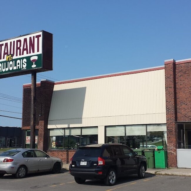 Restaurant le Beaujolais -  Restaurants Near: H8T3C9