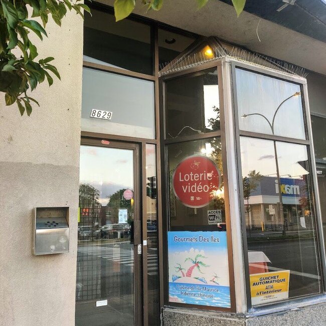 Gourmets des Iles - Restaurants in Ahuntsic-Cartierville