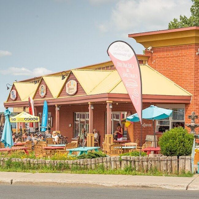 La Bamboche Cr&egrave;merie - Restaurants Ouverts dimanche Chambly