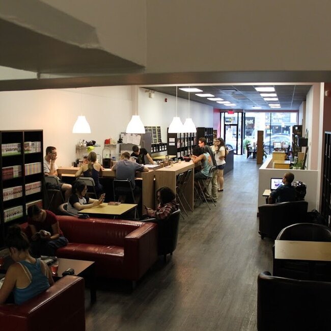 L'Oeil de Chat-Caf&eacute; Manga Restaurant