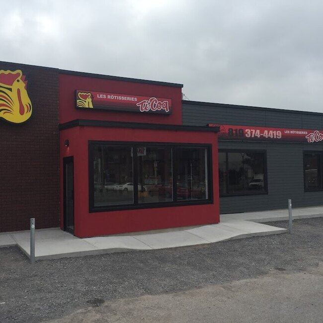 R&ocirc;tisseries Ti-Coq - Restaurants pr&egrave;s de &Eacute;l&eacute;gance Trois-Rivi&egrave;res 2026 - 5e concours de voitures de collection