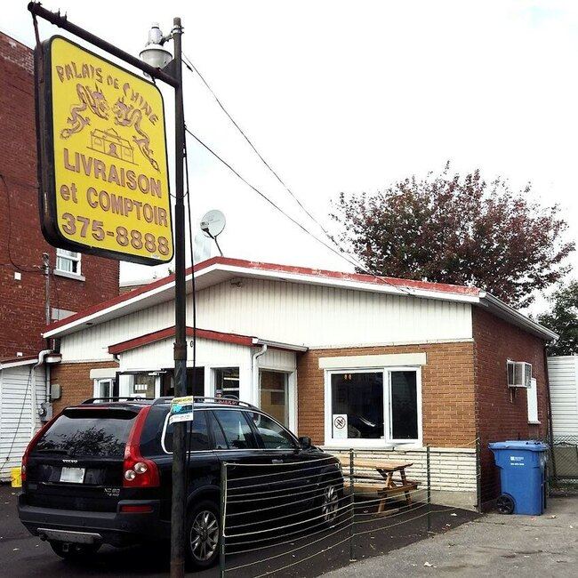 Palais de Chine - Restaurants pr&egrave;s de: G9A2G8