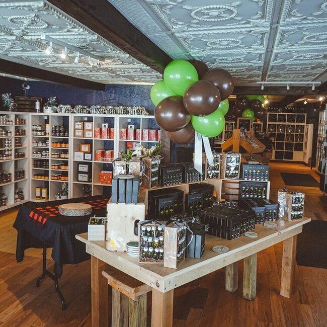 Sous les oliviers St-Sauveur - Saint-Sauveur Open Now Restaurants