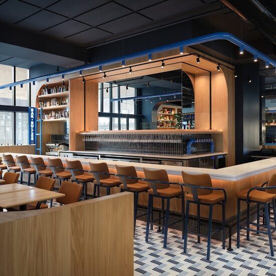 Le Cochon Dingue - Restaurants in Montreal