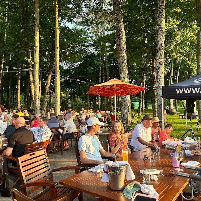 RESTAURANT LE BALMORAL - Morin-Heights Restaurants