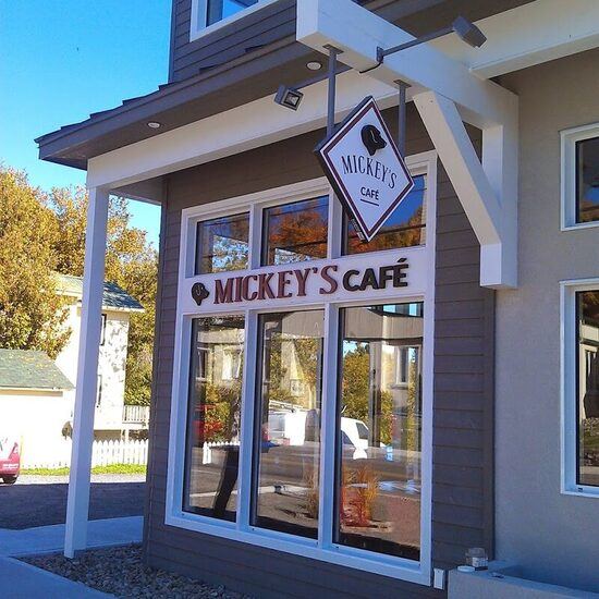 Mickey's Caf&eacute; - Restaurants de Montr&eacute;al