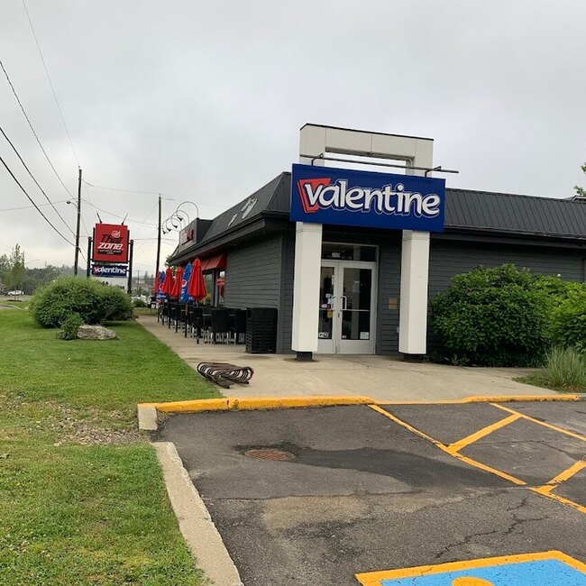 Tha&iuml;zone - Laurentians (North Shore) Delivery, Takeout Available Open Sunday Restaurants