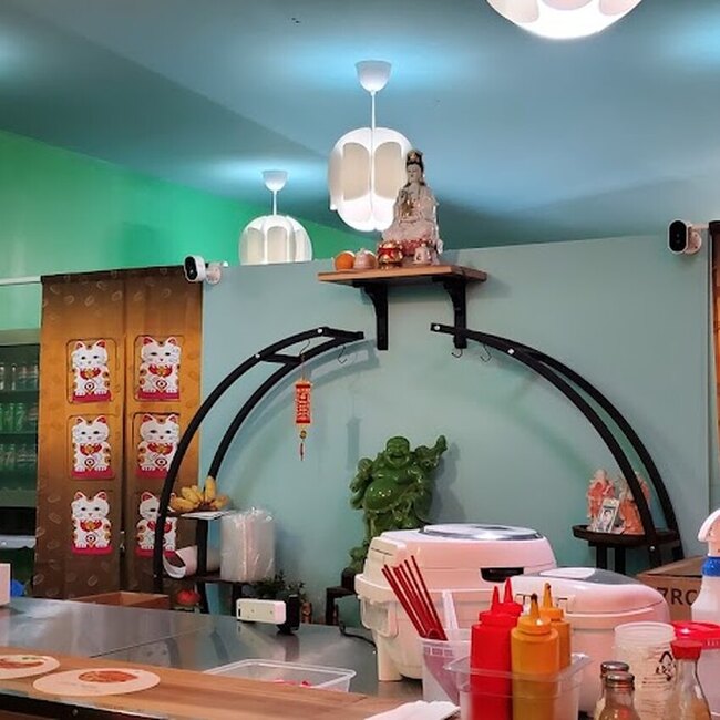 Lê Bol - Restaurants près de: J6A8B6