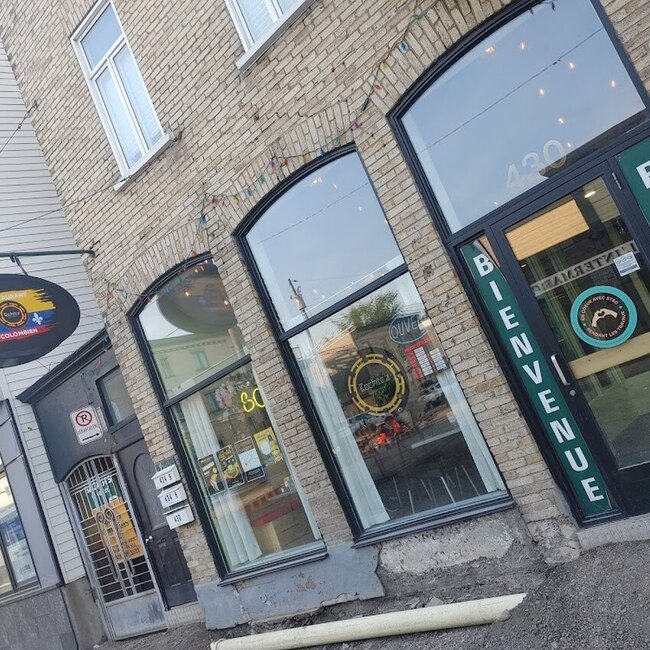 Bochica Caf&eacute; Bistro - Middle Eastern, Caf&eacute;s, Kebab, Afghan Restaurants in Quebec