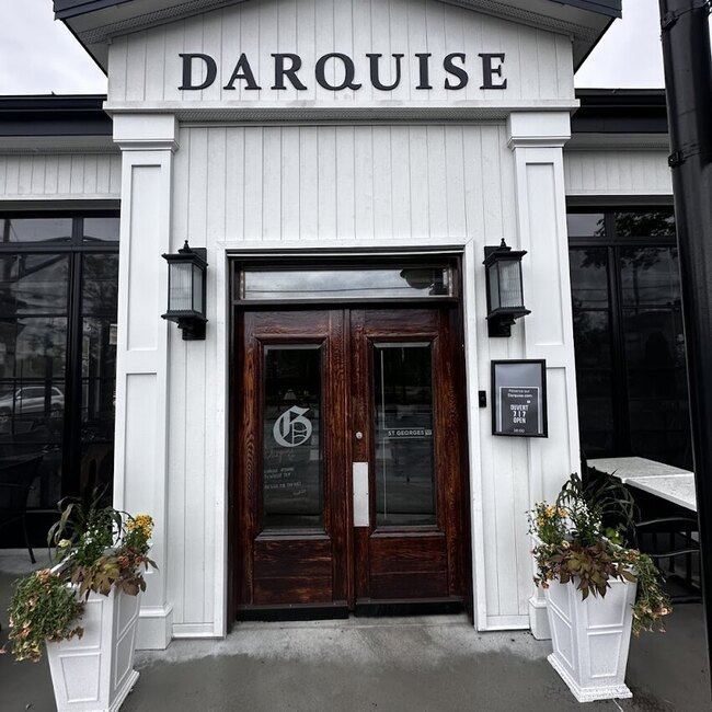 Restaurant Darquise -  Restaurants Near: J8E3J9