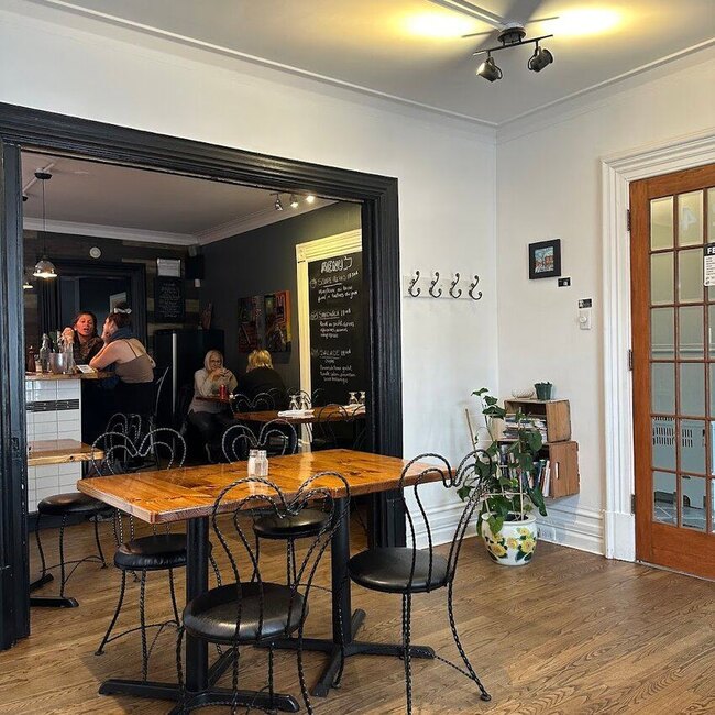 Ras Le Bol -  Restaurants Near: J6E2K3