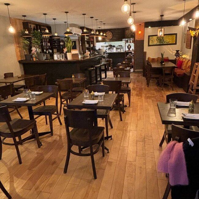 Restaurant Dada - Mediterranean, Persian Restaurants in Montreal