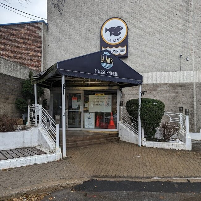 Poissonnerie La Mer - Quartier des Spectacles Takeout Available Restaurants