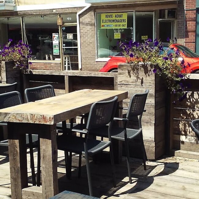 Le Forestier - Restaurants Near: J3P1L6