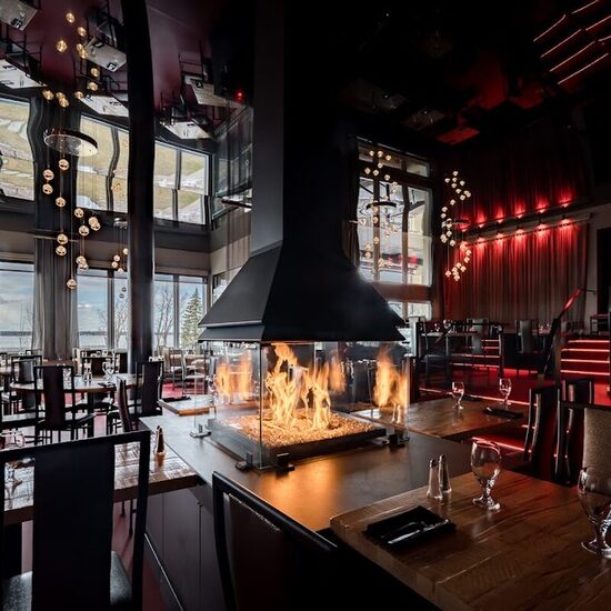 Steakhouse & Bar Hôtel de la Rive - Restaurants de Montréal