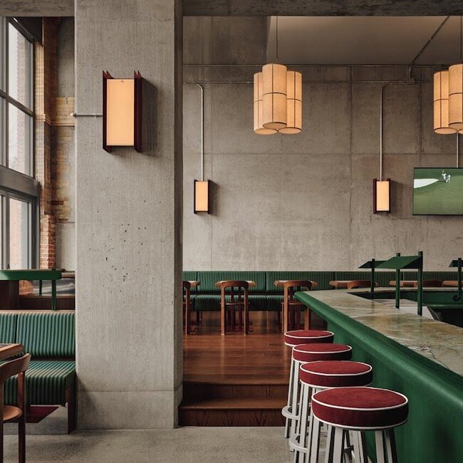 Muni Restaurant & Golf Club - Burgers Restaurants Near: H3C2B2